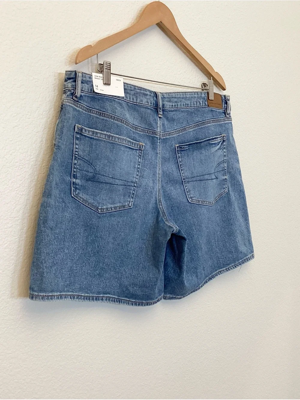 American Eagle 14 NWT Baggy Denim Shorts Women’s Bermuda Stretch 2025